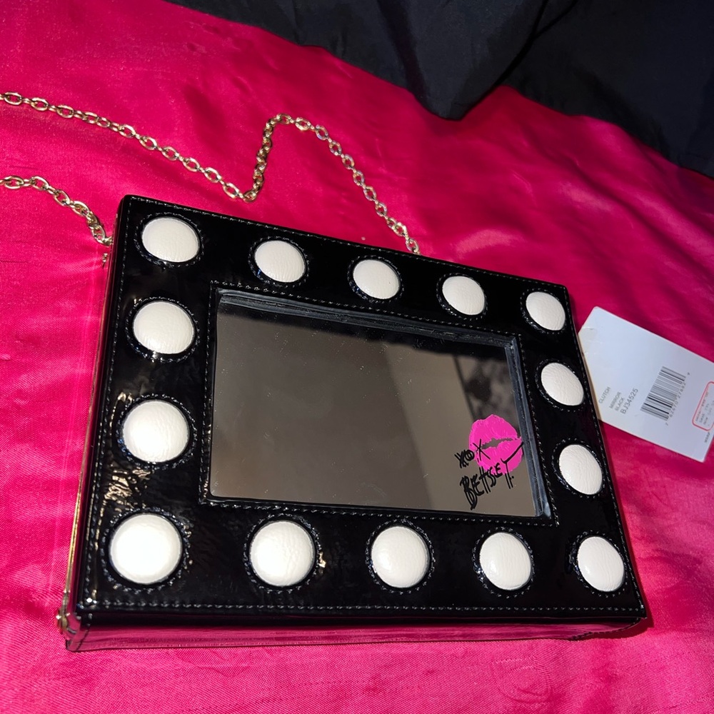 Wow!! 🤩 Betsey Johnson Rare Vanity Mirror Clutch/Shoulder bag
